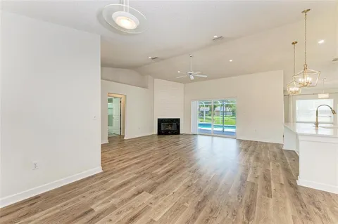 $510,000 | 2403 Icecapade Drive, Sarasota, FL 34240