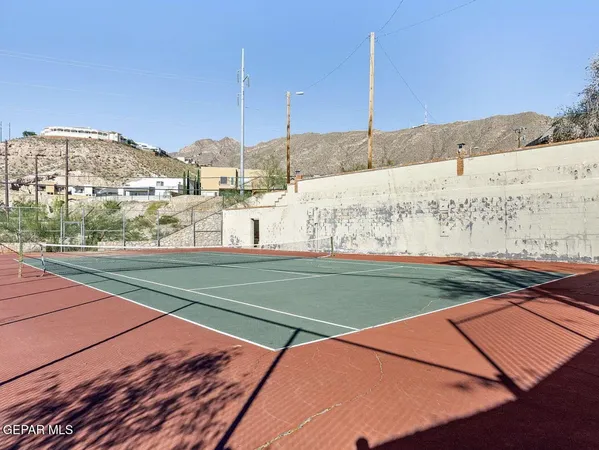 a view of a tennis court