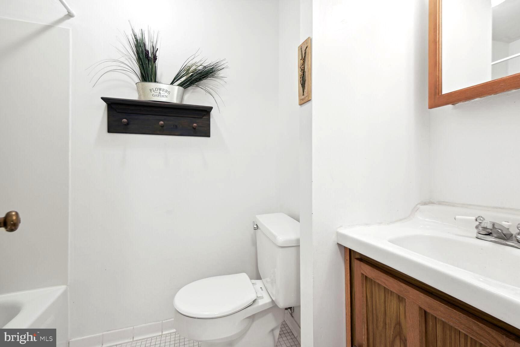 5940 Heritage Square Drive Burke, VA 22015 - Photo 18 of 27