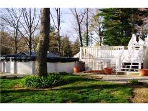 35 Howe Street Rochester, NH 03867 - Photo 3 of 9