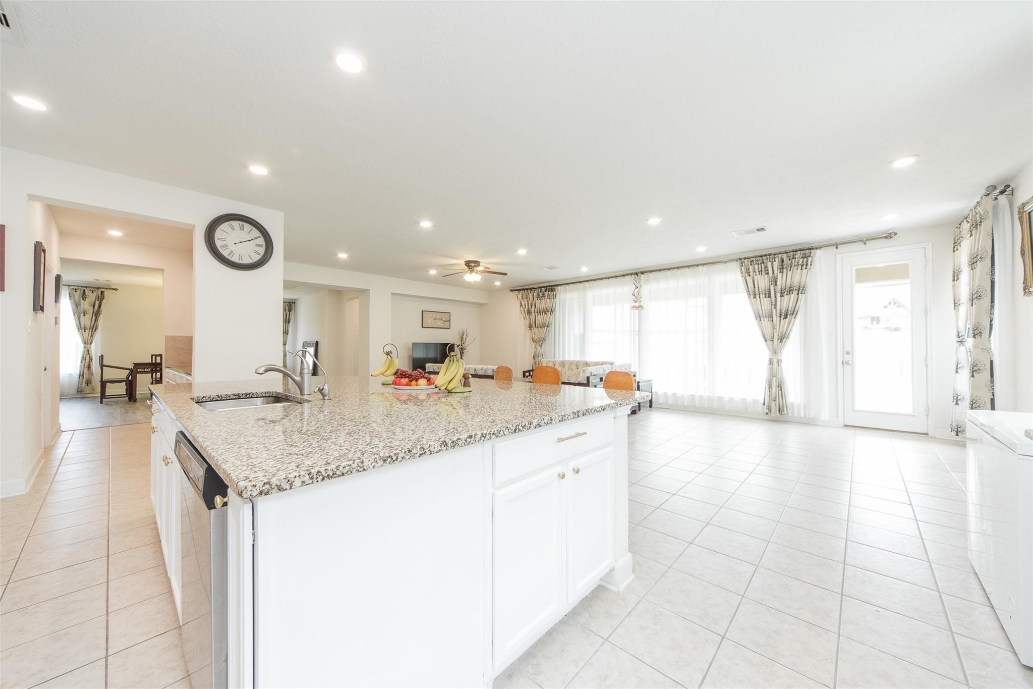 15406 Easton Gate Lane Houston, TX 77044 - Photo 15 of 41