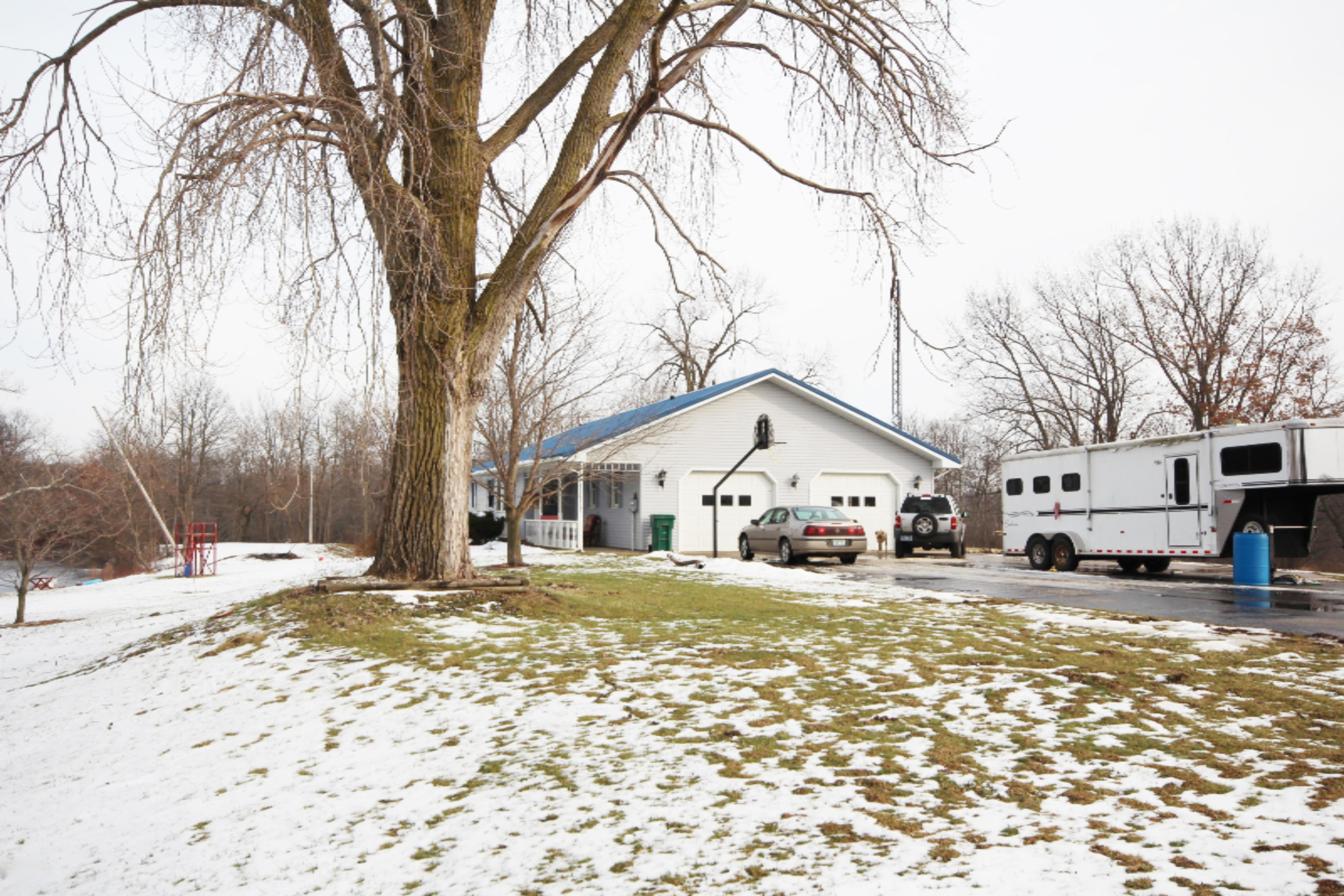 52801 Lawrence Road Leonidas, MI 49066 - Photo 3 of 33 52801 Lawrence Rd E