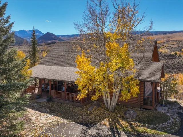 $1,495,000 | 109 County Road 100, Silverthorne, CO 80498