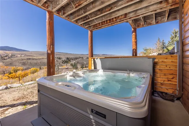 $1,495,000 | 109 County Road 100, Silverthorne, CO 80498