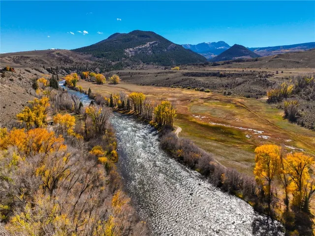 $1,495,000 | 109 County Road 100, Silverthorne, CO 80498