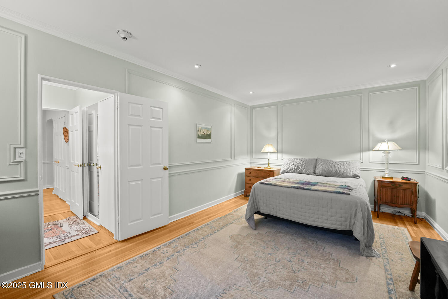 20 Church Street, Unit A34 Greenwich, CT 06830 - Photo 6 of 25 a living room with furniture and a rug
