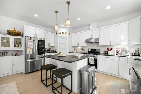 $698,000 | 2051 Lexington Avenue, Blaine, WA 98230