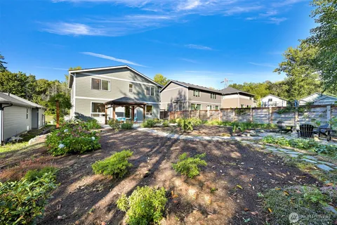 $698,000 | 2051 Lexington Avenue, Blaine, WA 98230