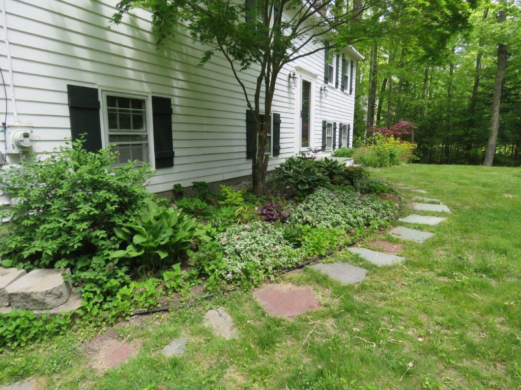 180 Port Road Wells, ME 04090 - Photo 28 of 32 17. Front walkway