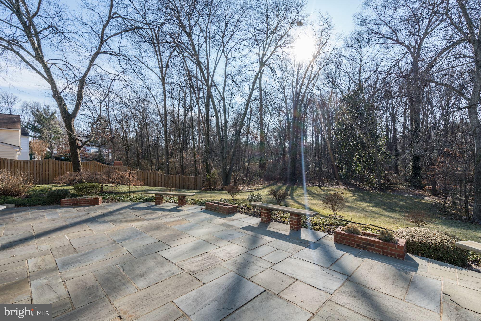 9317 Winbourne Road Burke, VA 22015 - Photo 25 of 28 Perfect for entertaining!