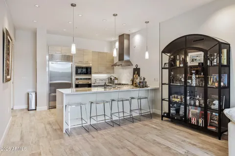 $875,000 | 15215 North Kierland Boulevard, Unit 101, Scottsdale, AZ 85254