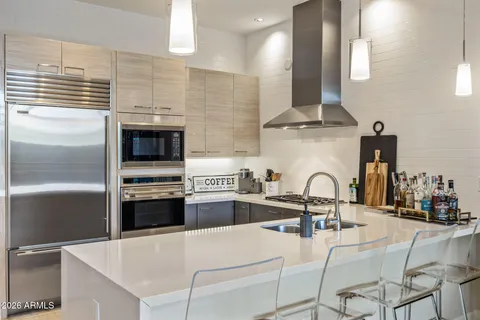 $875,000 | 15215 North Kierland Boulevard, Unit 101, Scottsdale, AZ 85254