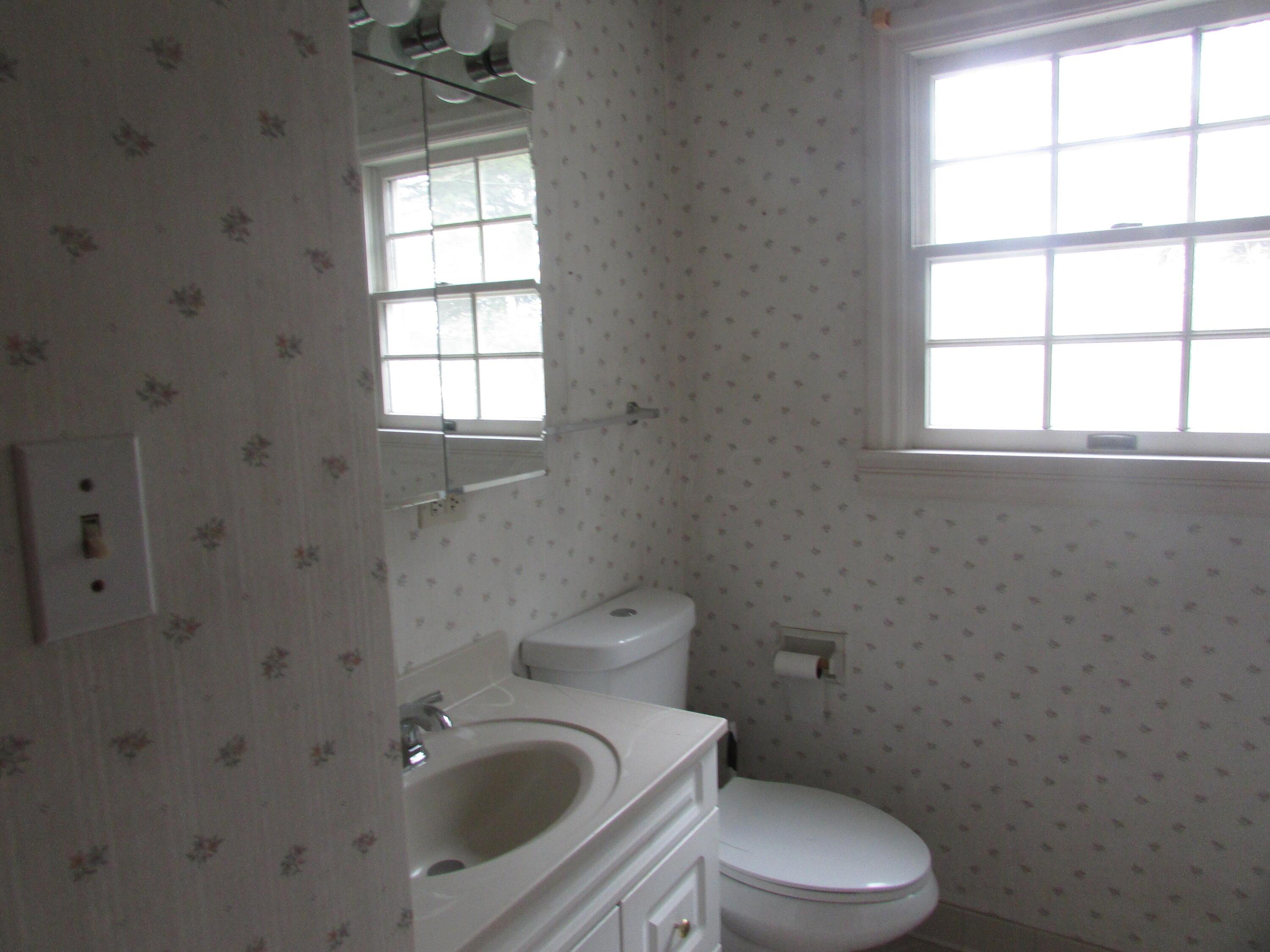 2852 Clark-Shaw Road Powell, OH 43065 - Photo 5 of 11 cl bath