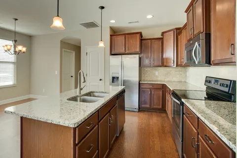 $494,999 | 1966 Newark Lane, Thompson's Station, TN 37179