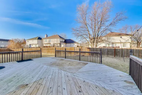 $525,000 | 1450 Shaman Drive, Bolingbrook, IL 60490