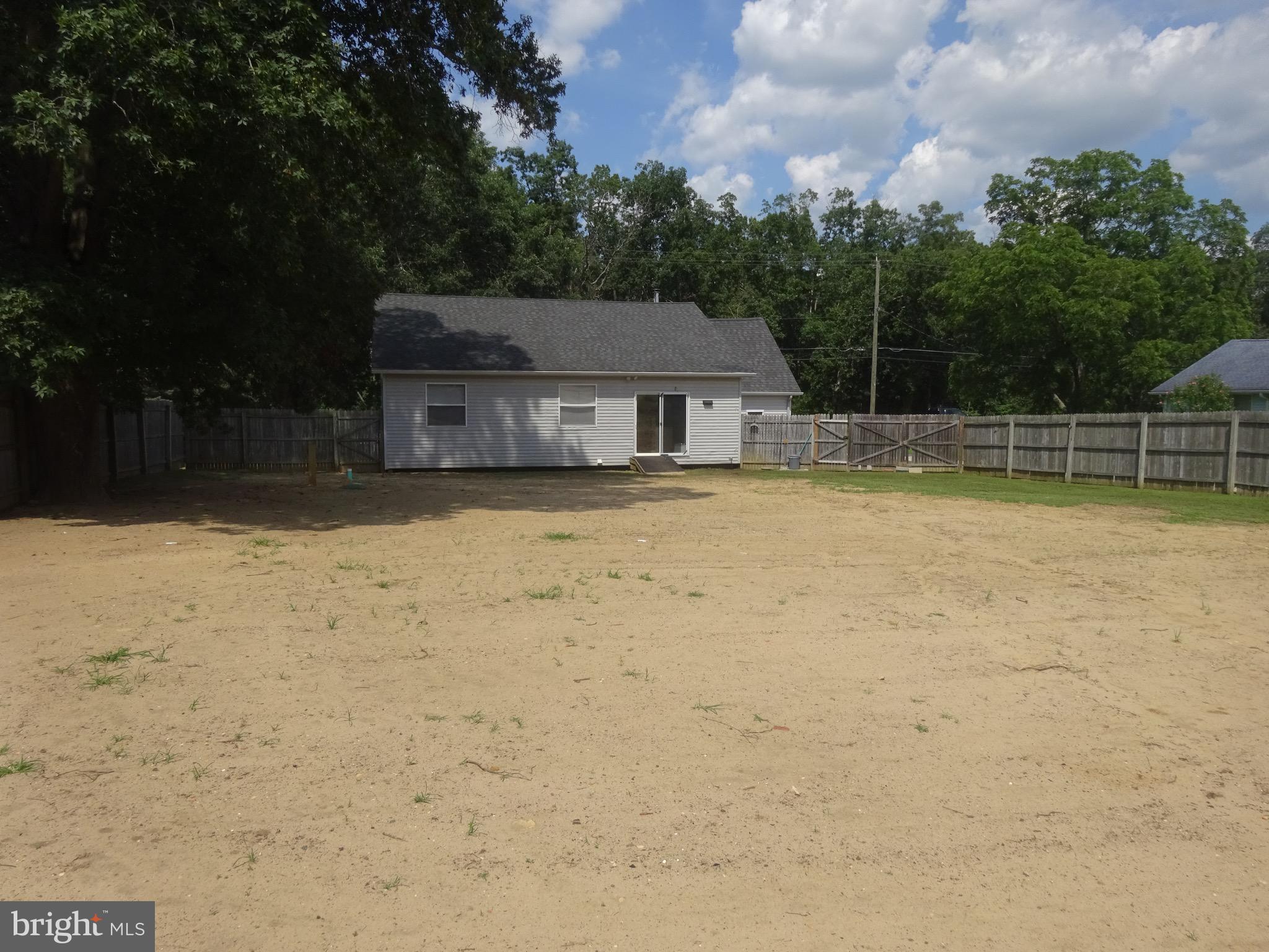 759 Carmel Road Millville, NJ 08332 - Photo 32 of 38 Rear fenced yard