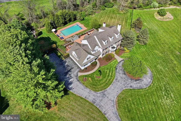 $1,650,000 | 106 Nathaniel Lane, Kennett Square, PA 19348
