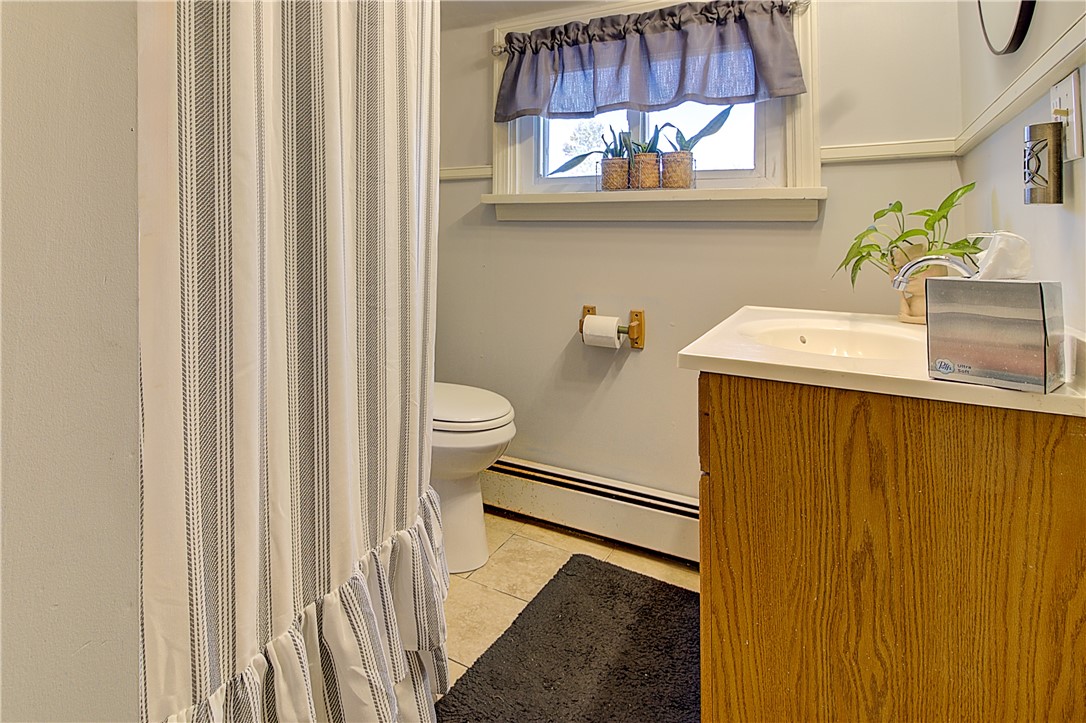 52 Uncas Street Warwick, RI 02889 - Photo 23 of 27