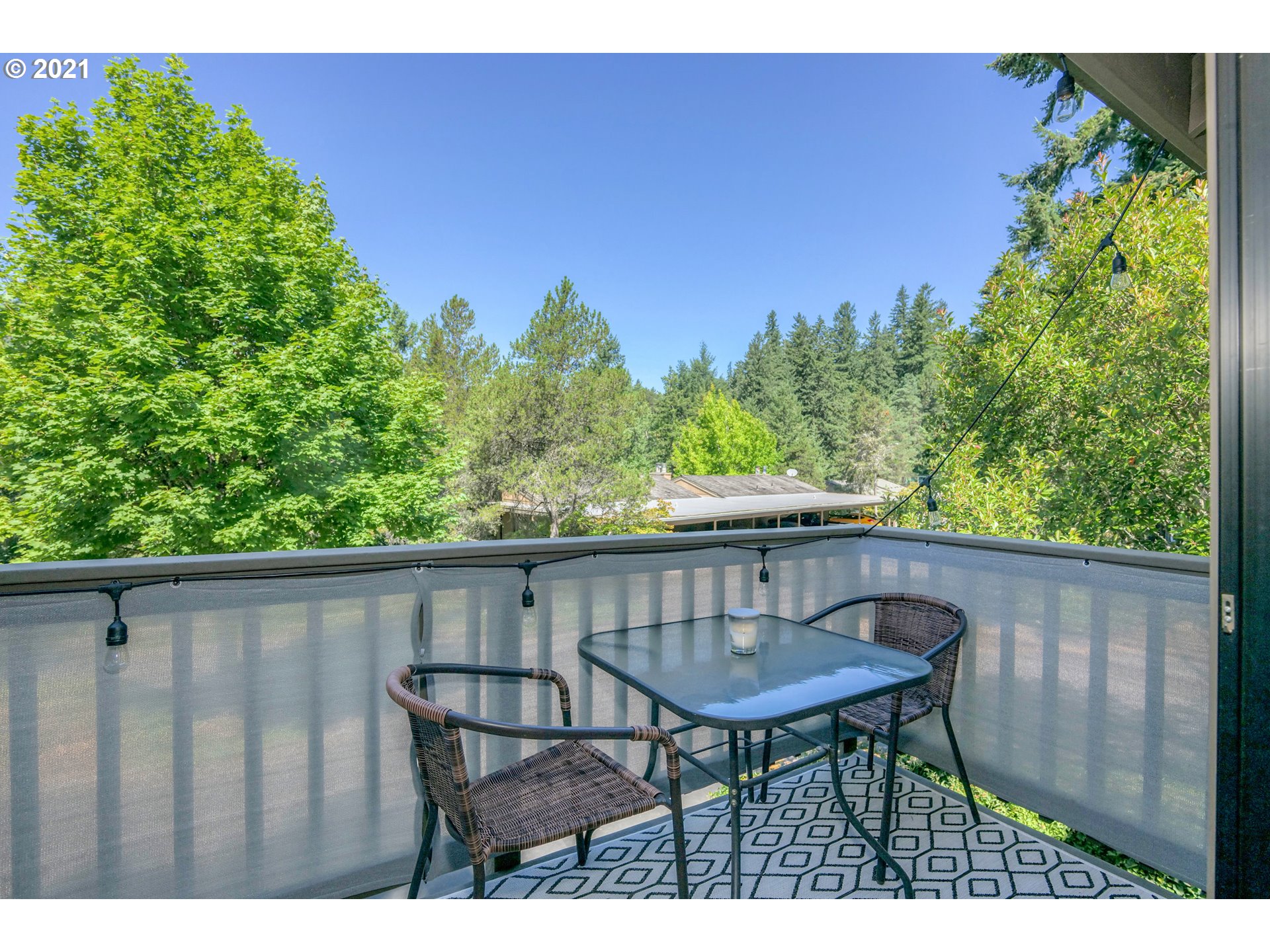 7728 Southwest Barnes Road, Unit D Portland, OR 97225 - Photo 15 of 16 Gallery Image 15