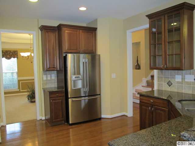 13024 Phillips Road Matthews, NC 28105 - Photo 8 of 16 Gallery Image 8