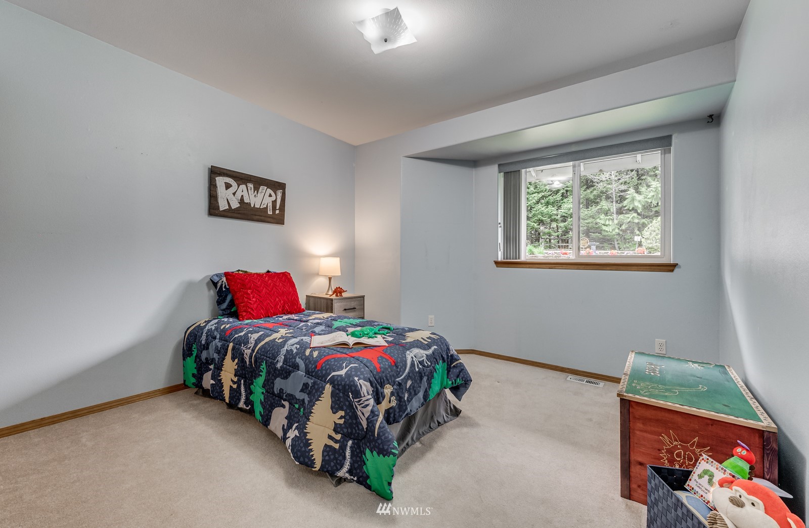 5531 East Wishon Road Snohomish, WA 98290 - Photo 18 of 36 a bedroom with a bed and a window