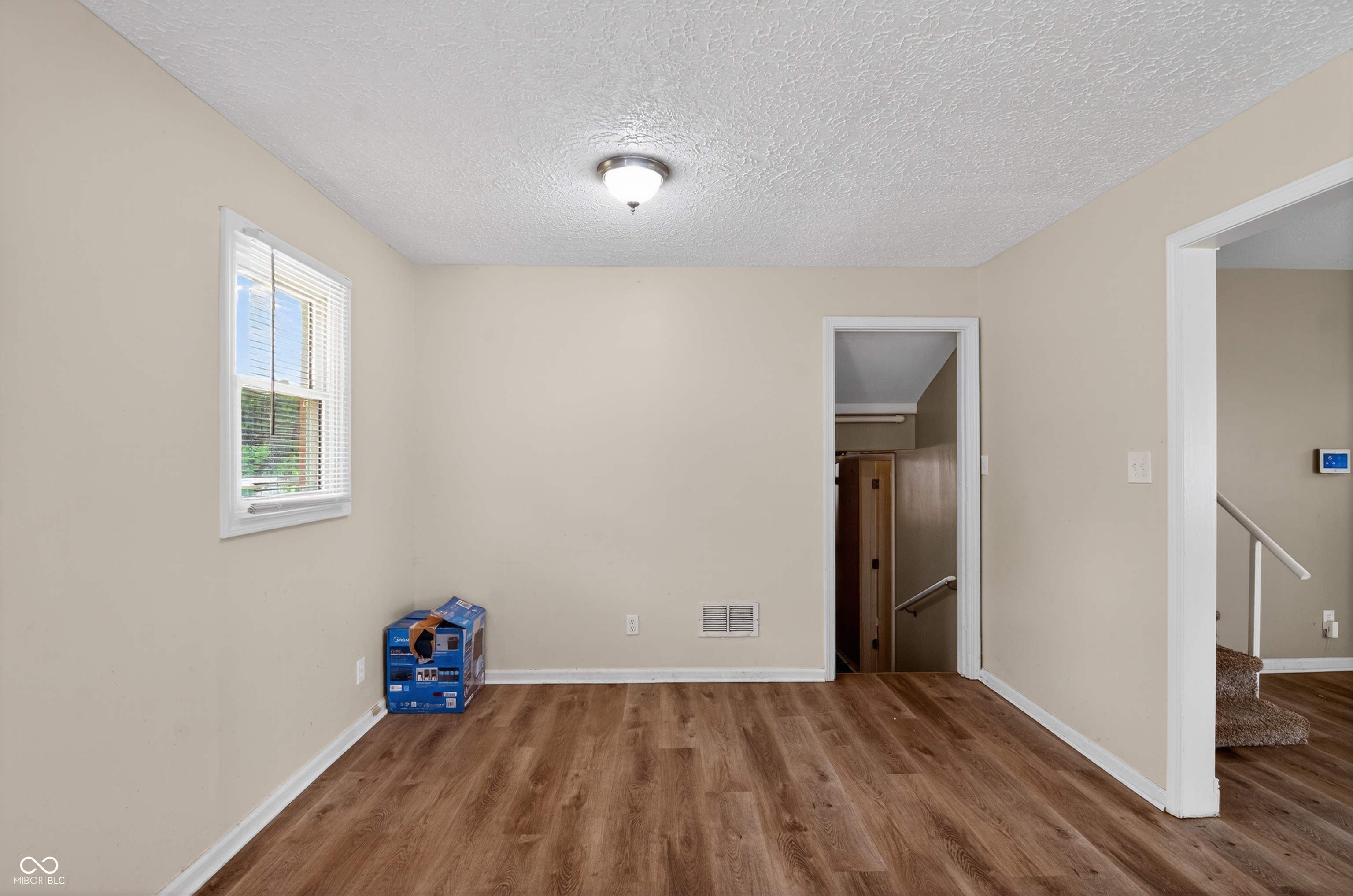 4231 Thompson Road Indianapolis, IN 46237 - Photo 10 of 40