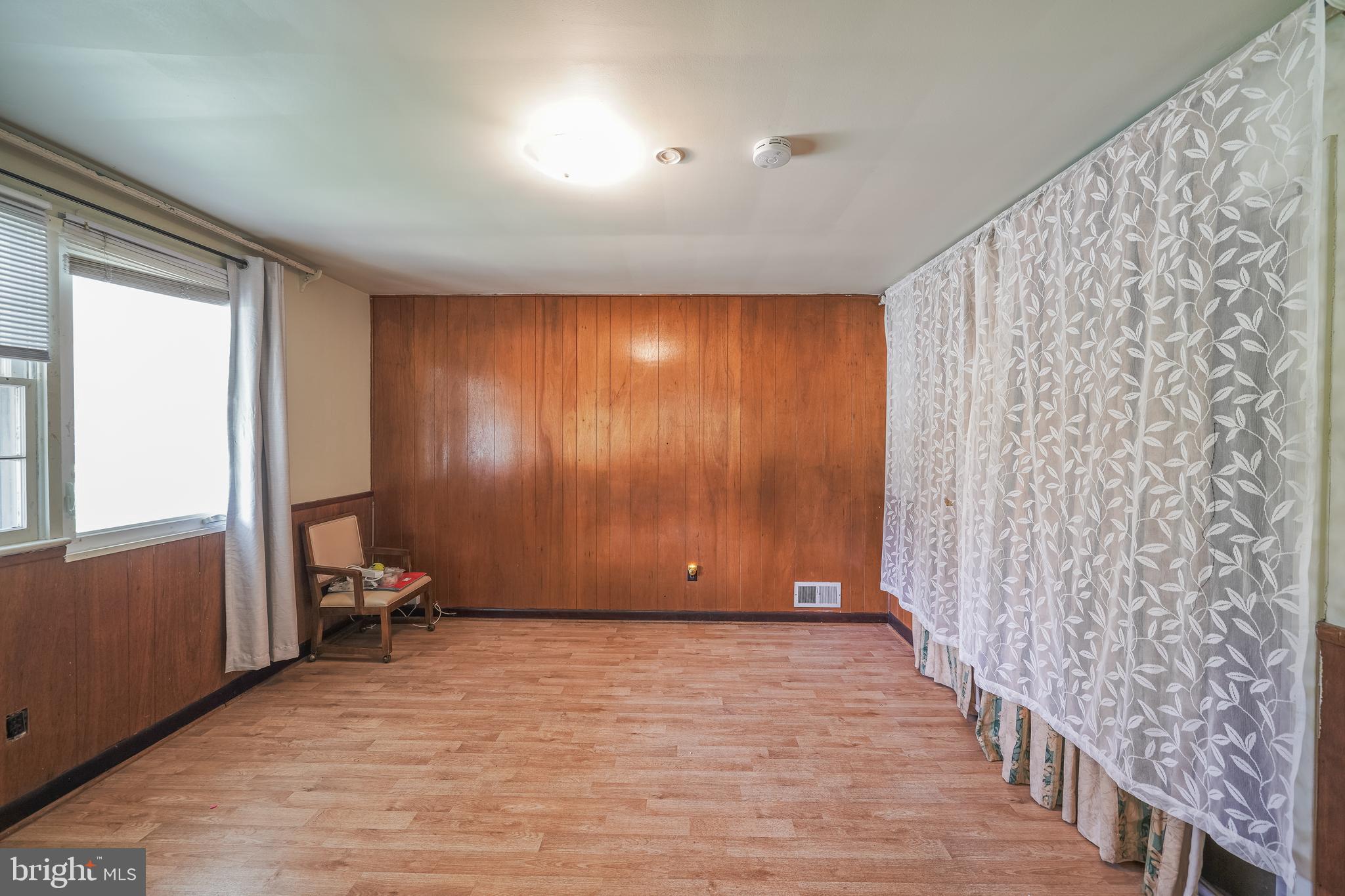 9425 Curran Road Silver Spring, MD 20901 - Photo 10 of 29 Gallery Image 10
