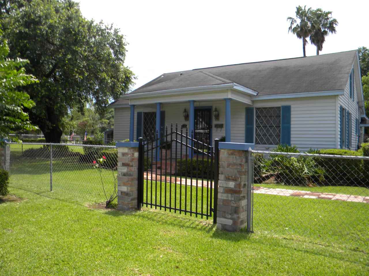 3260 Kenneth Avenue Beaumont, TX 77705 - Photo 1 of 1