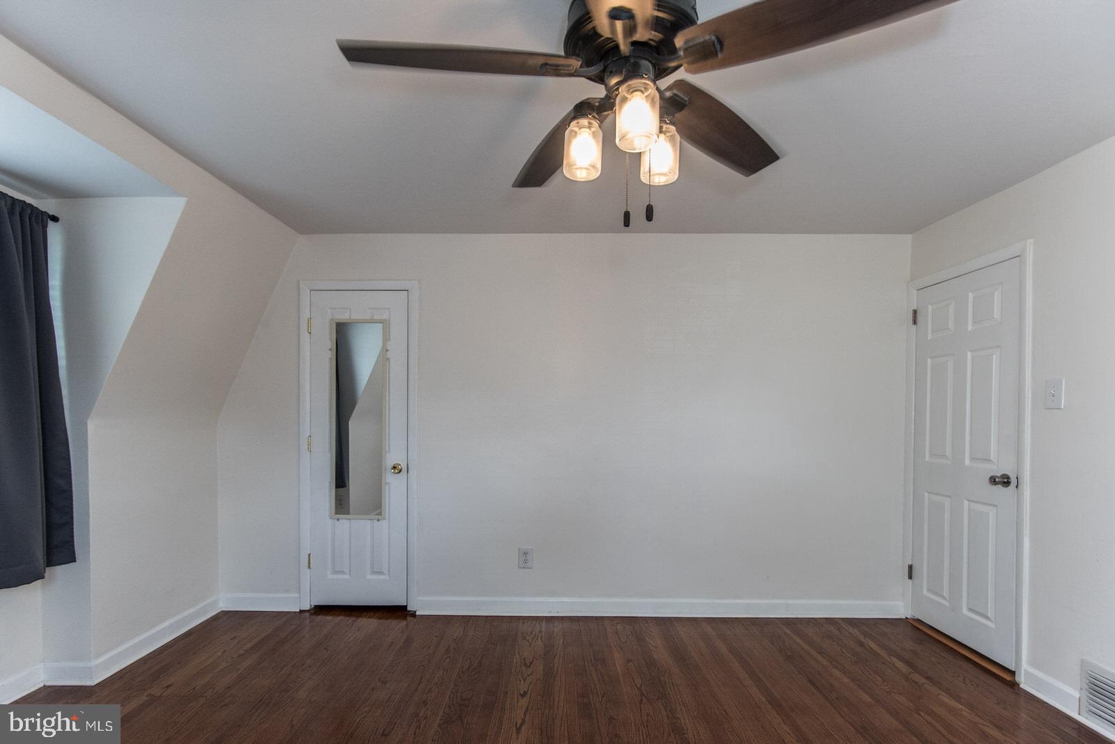 8606 Bridle Road Philadelphia, PA 19115 - Photo 31 of 71 Primary Bedroom