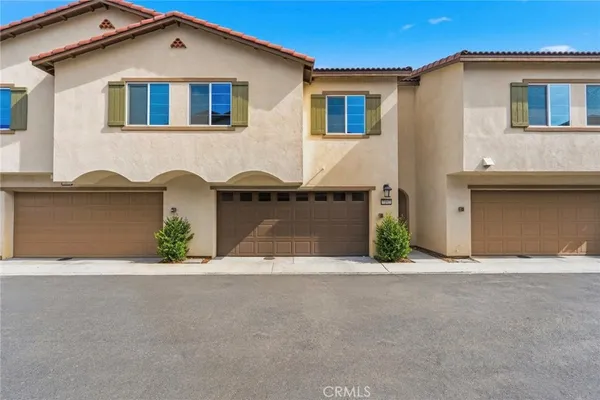 $499,999 | 7102 Olive Grv Street, Riverside, CA 92507