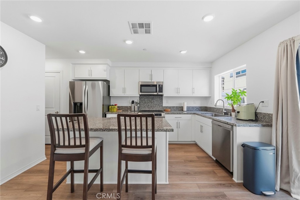 7102 Olive Grv Street Riverside, CA 92507 - Photo 12 of 45