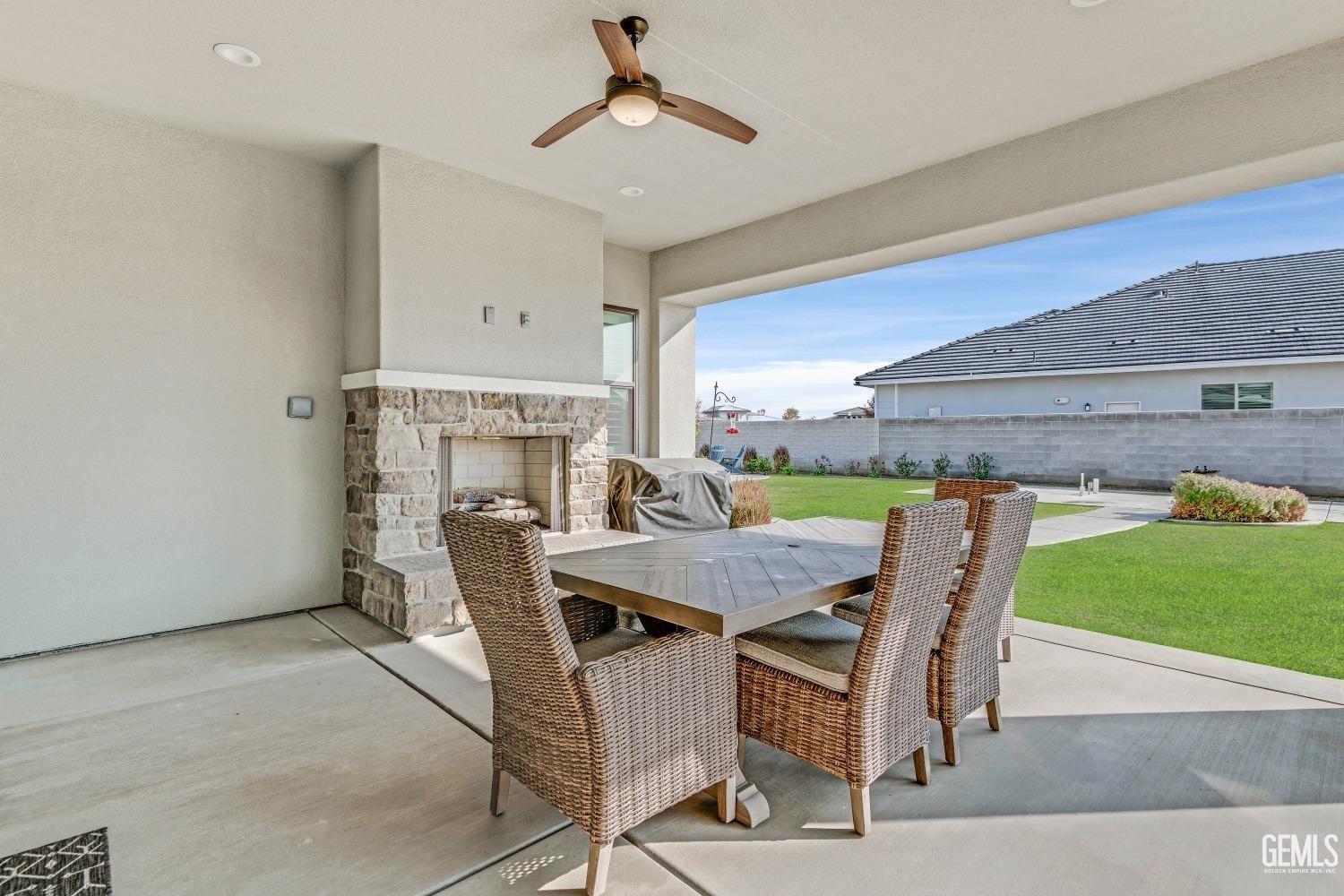 Undisclosed Address Bakersfield, CA 93311 - Photo 44 of 52 a view of a dining room with furniture