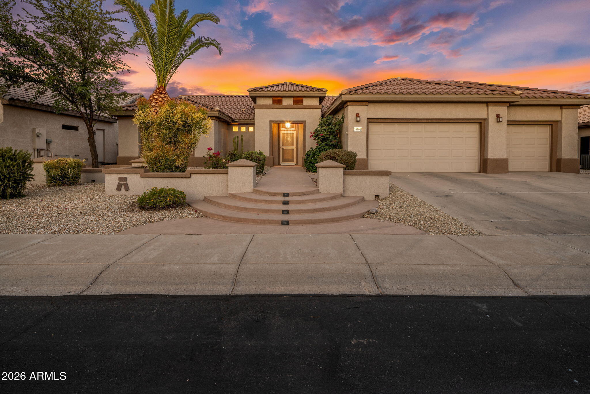 19591 North Rim Drive Surprise, AZ 85374 - Photo 37 of 60 33-web-or-mls-IMG_6073