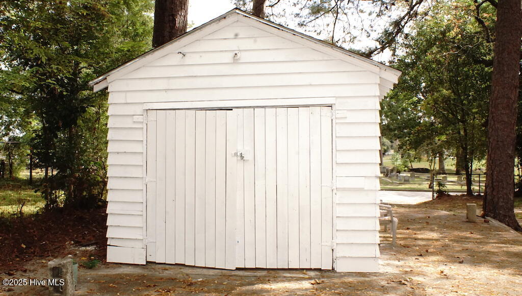 409 North Mercer Street Rocky Mount, NC 27801 - Photo 5 of 19 Detach Storage