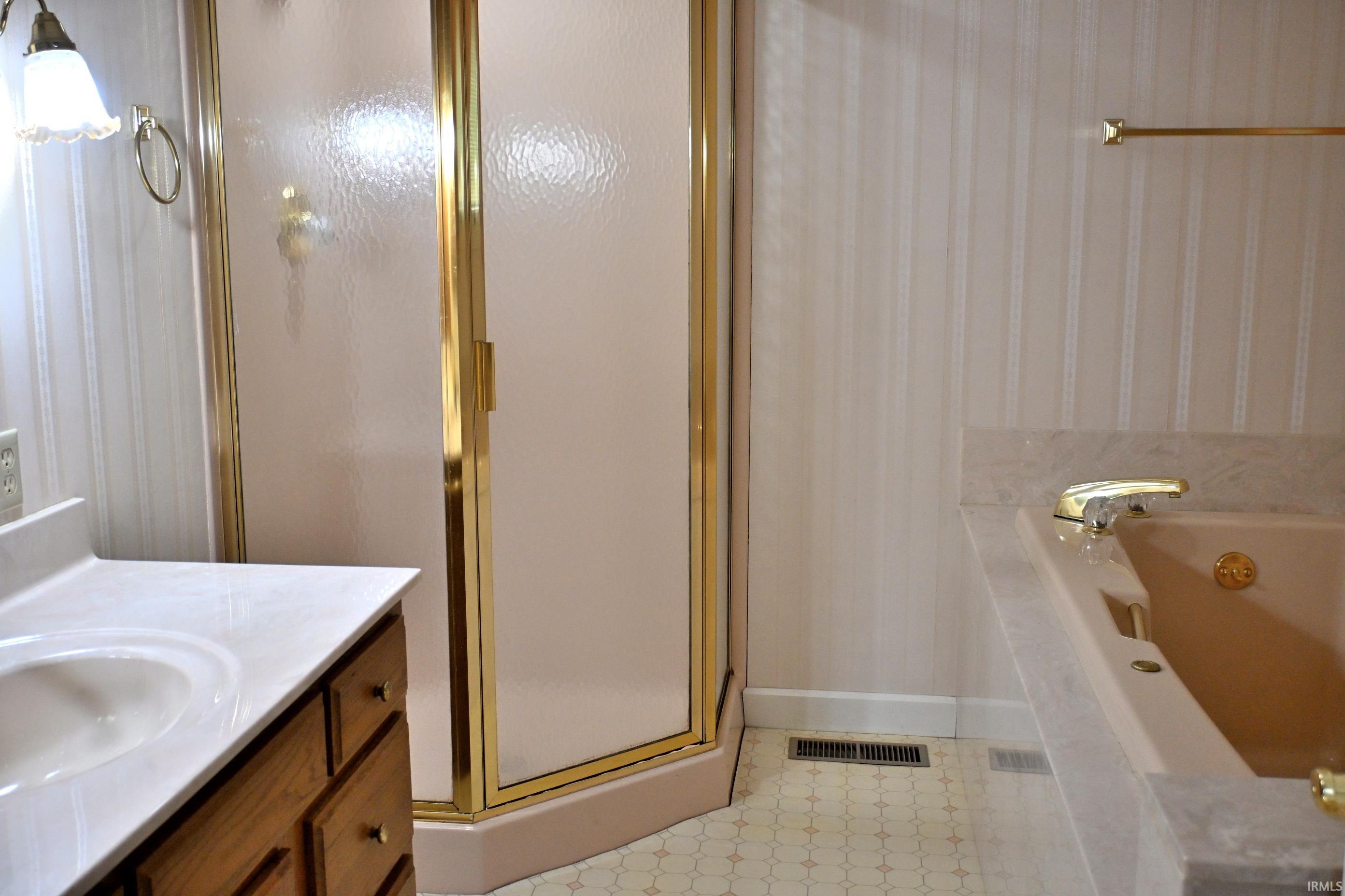 1029 South University Drive Jasper, IN 47546 - Photo 15 of 17