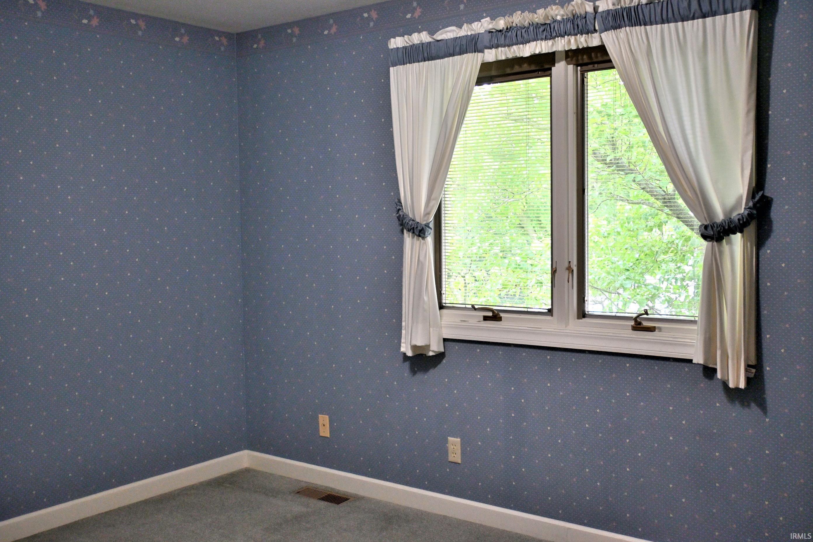 1029 South University Drive Jasper, IN 47546 - Photo 16 of 17