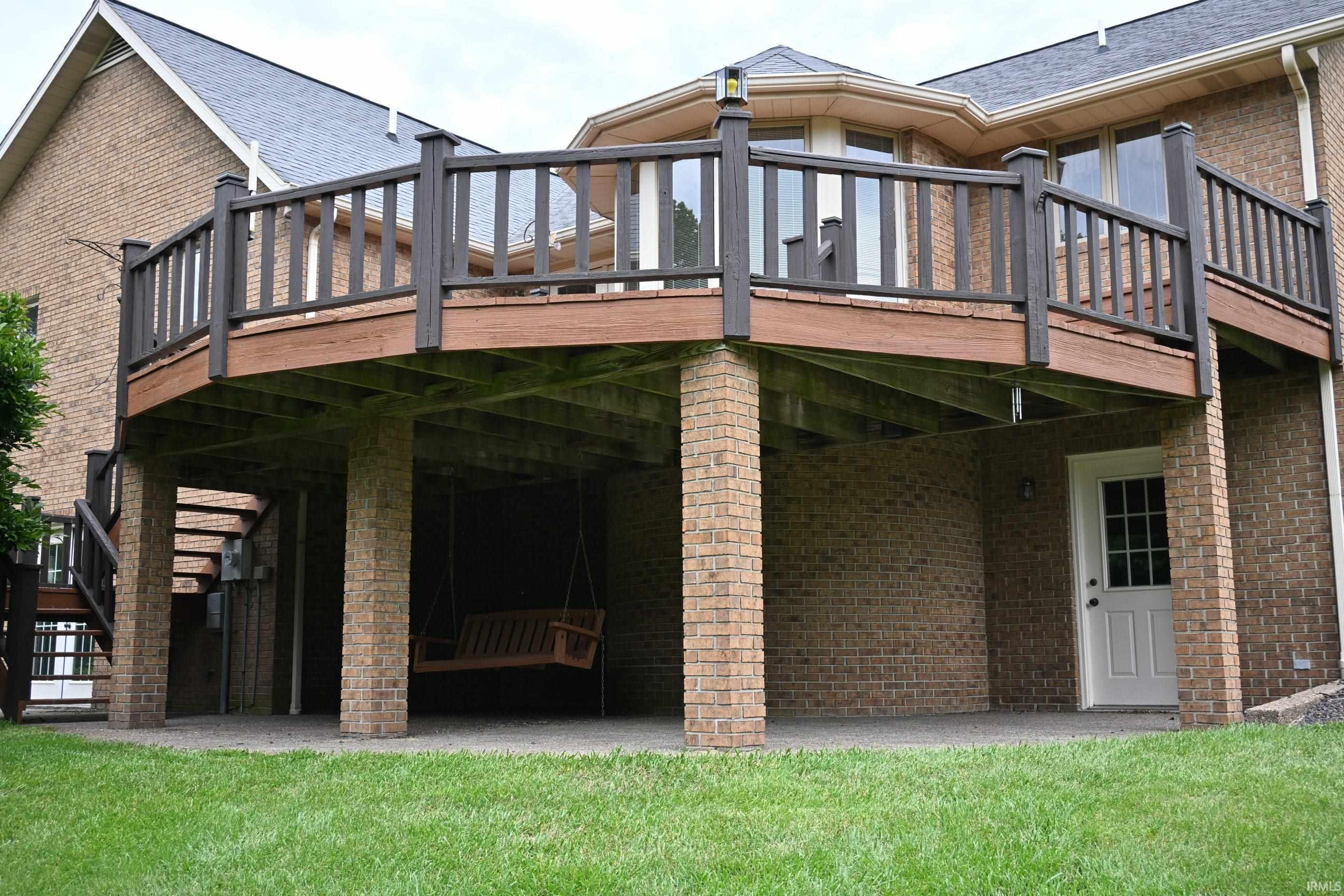 1029 South University Drive Jasper, IN 47546 - Photo 4 of 17