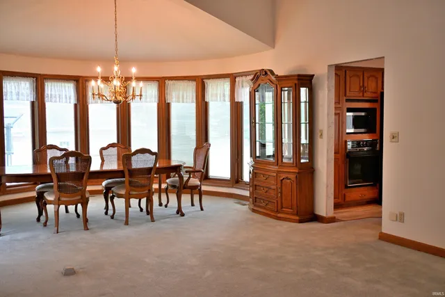 $389,000 | 1029 South University Drive, Jasper, IN 47546