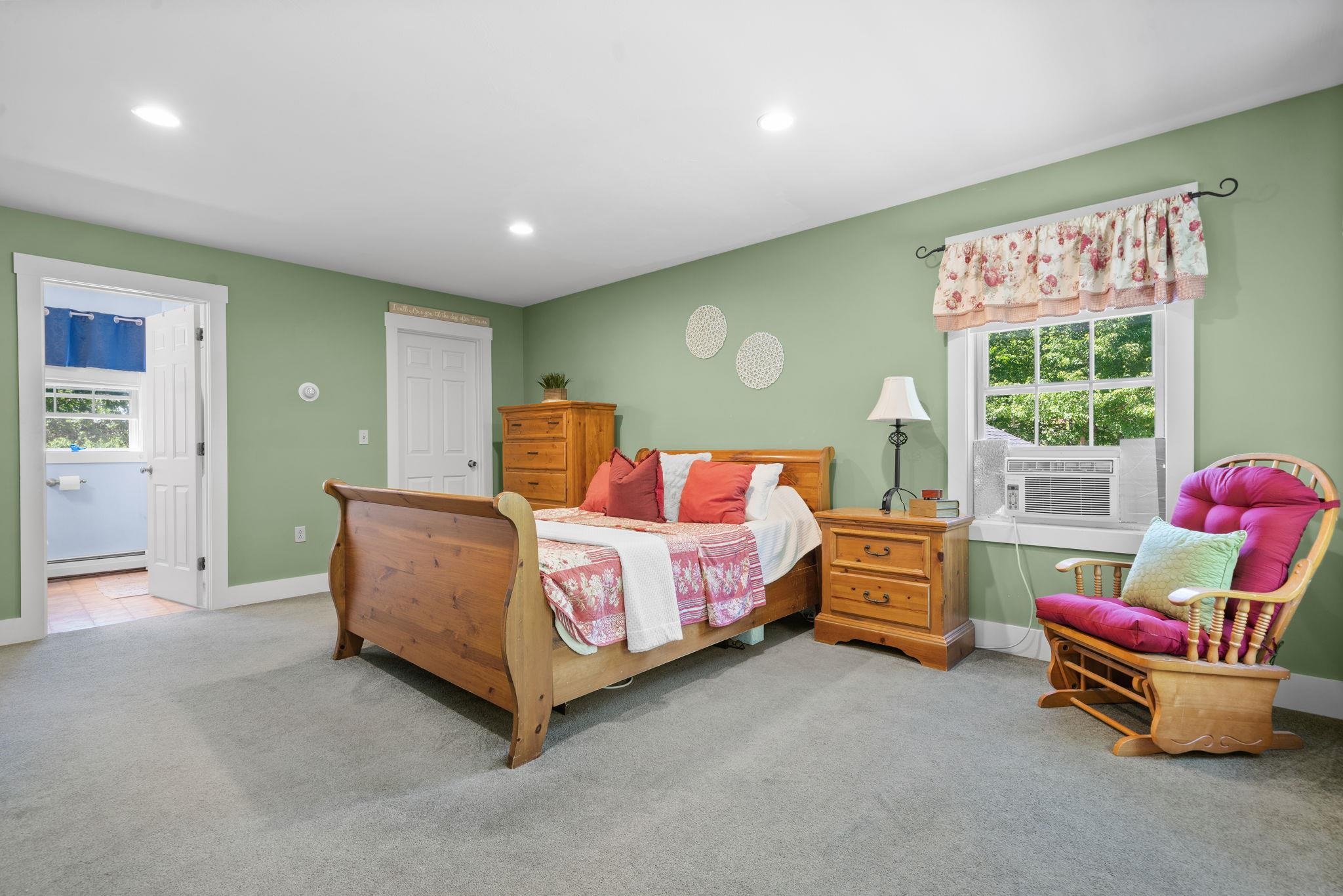 71 Oak Hill Road Northfield, NH 03276 - Photo 20 of 53