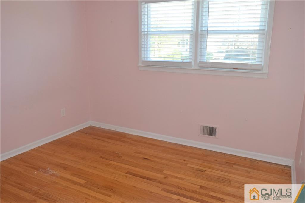 29 Warwick Road Edison, NJ 08820 - Photo 15 of 24
