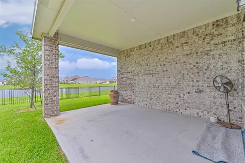 $395,000 | 77 Indian Wells Drive, Manvel, TX 77578