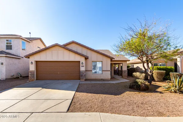 $1,700 | 1621 East Ash Avenue, Buckeye, AZ 85326