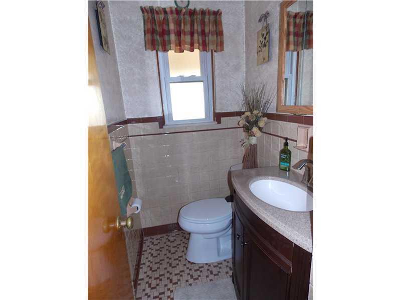 3628 Wayne Road Munhall, PA 15120 - Photo 14 of 25 Partial Bath.