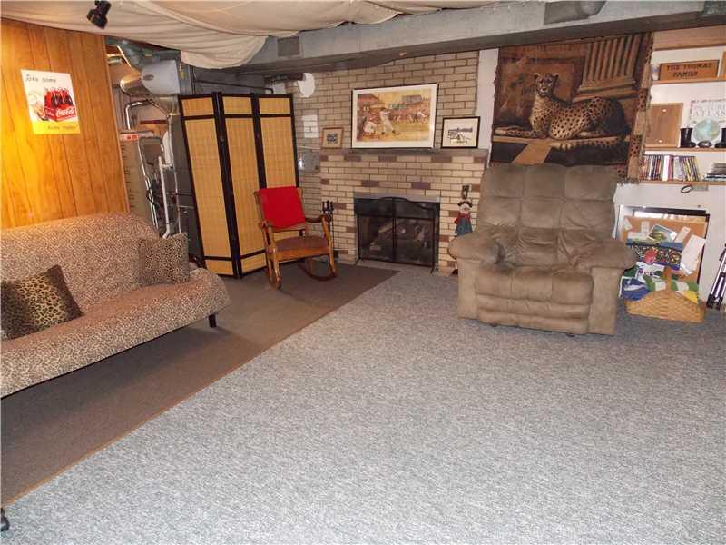 3628 Wayne Road Munhall, PA 15120 - Photo 21 of 25 Basement/Game Room.