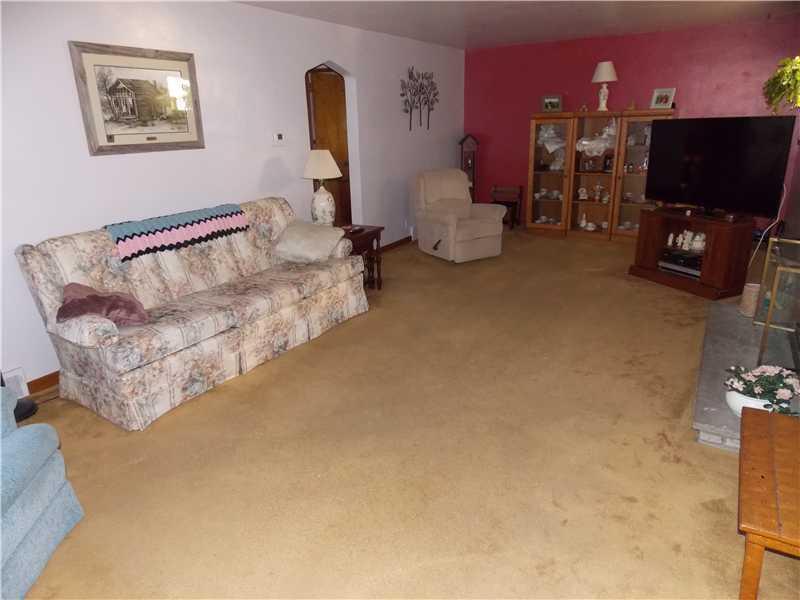 3628 Wayne Road Munhall, PA 15120 - Photo 4 of 25 Living Room.