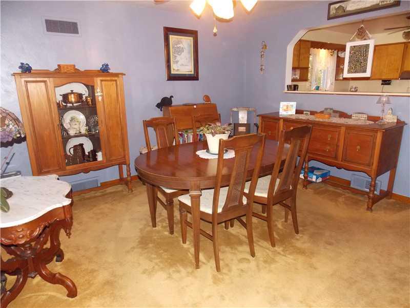 3628 Wayne Road Munhall, PA 15120 - Photo 6 of 25 Dining Room.