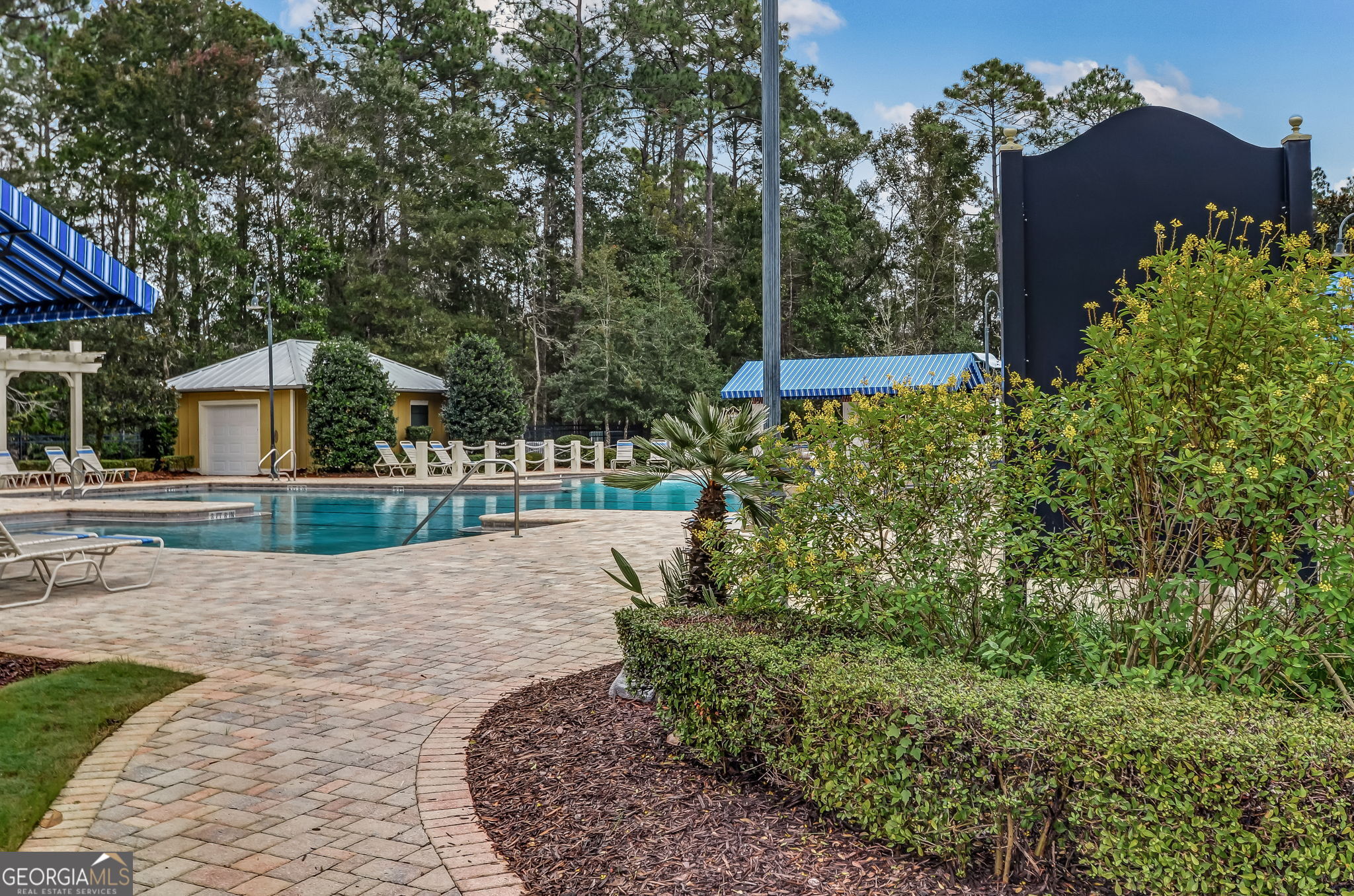 115 Tidal Marsh Way St. Marys, GA 31558 - Photo 7 of 17 a view of a yard in front of house