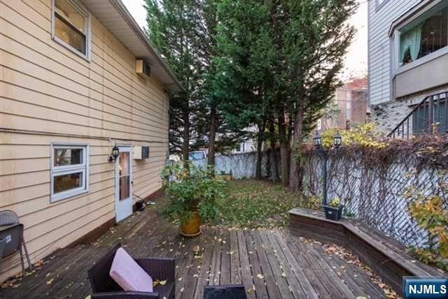 1462 A River Road Edgewater, NJ 07020 - Photo 13 of 15