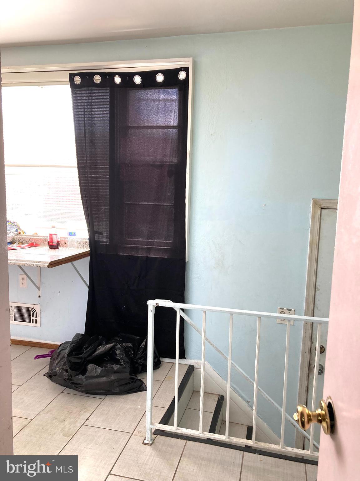 4209 Crest Heights Road Baltimore, MD 21215 - Photo 11 of 43 Kitchen area