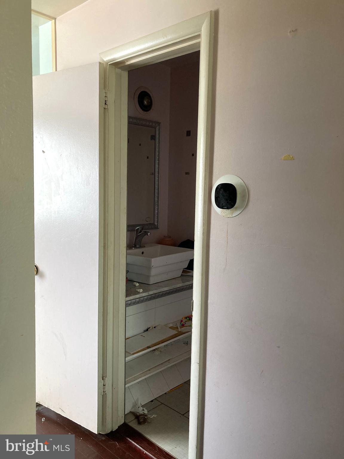 4209 Crest Heights Road Baltimore, MD 21215 - Photo 14 of 43 Half Bathroom